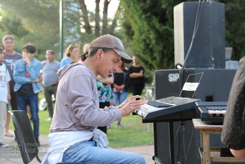 Bellas Artes se exhibió en la plaza San Martín