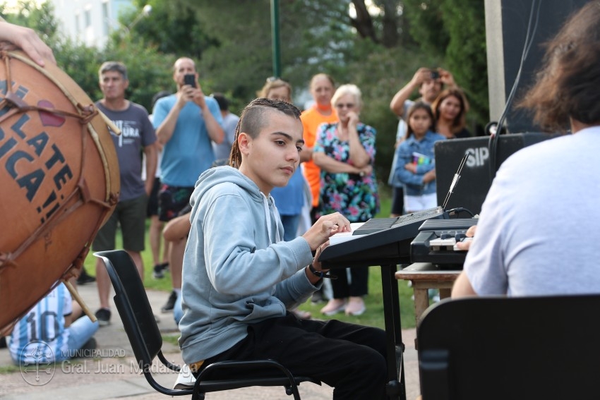 Bellas Artes se exhibió en la plaza San Martín