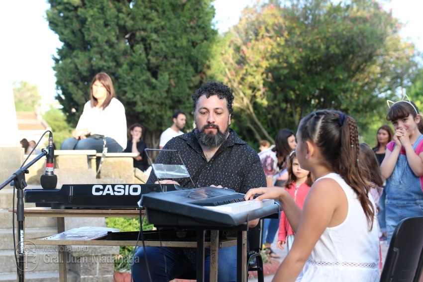 Bellas Artes se exhibió en la plaza San Martín