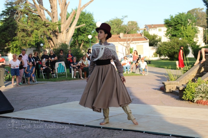 Bellas Artes se exhibió en la plaza San Martín