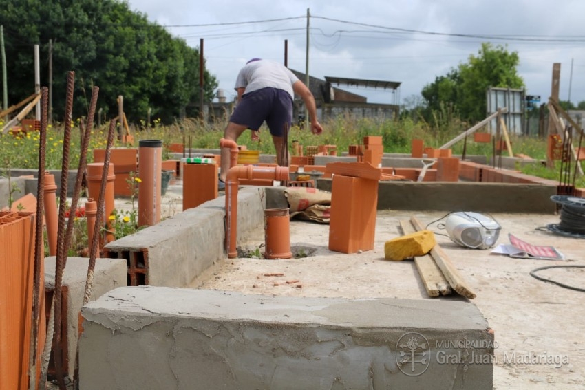 Se reactivó la construcción de las 13 viviendas del barrio El Ceibo