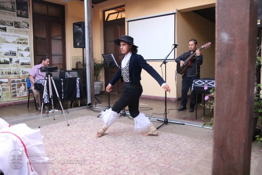 Ms de 70 personas participaron de la inauguracin de la muestra 