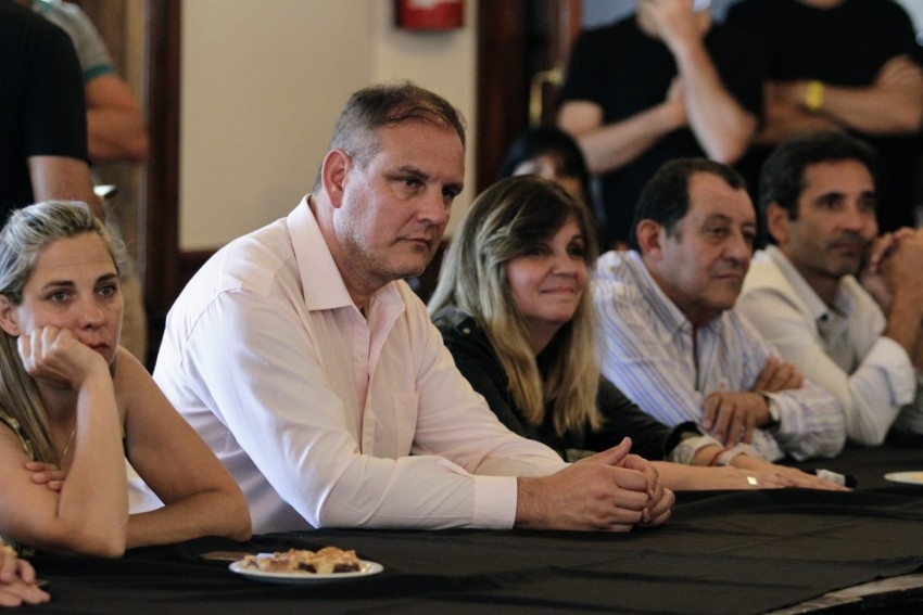 Santoro particip del encuentro de Kicillof con intendentes y represen