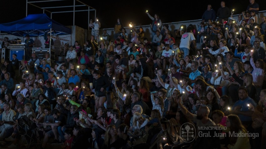 Madariaga vivi una exitosa noche de msica en el Anfiteatro