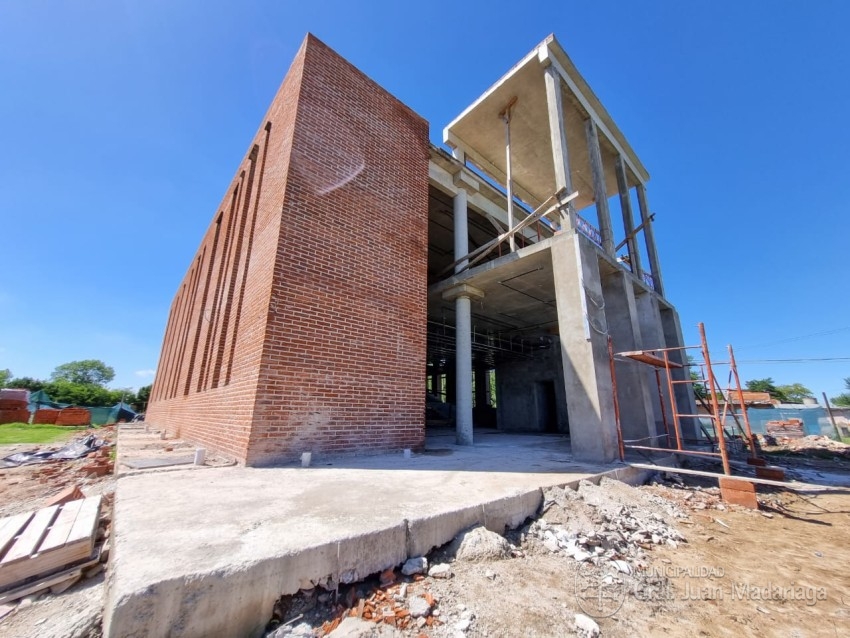 La construcción de la Casa de la Provincia superó el 70 % de avance