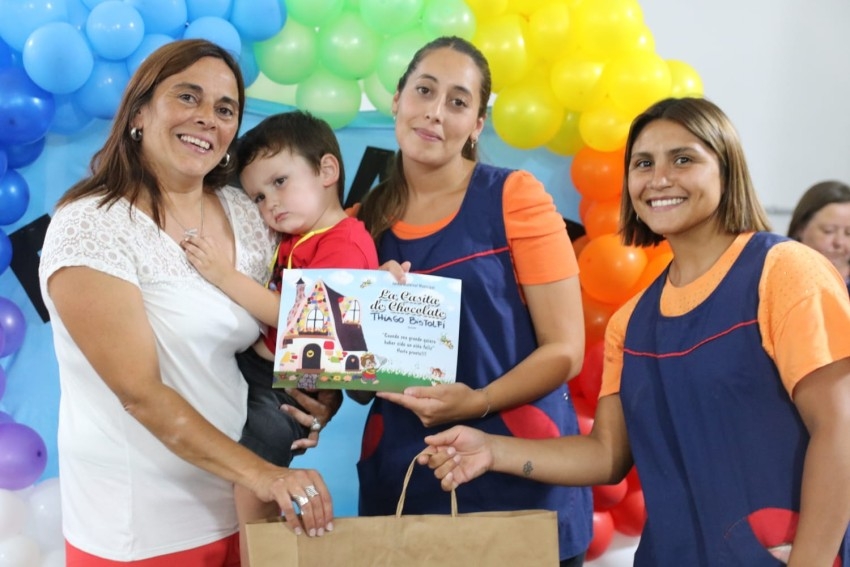 Casita de Chocolate: 14 alumnos egresaron del Jardín Maternal