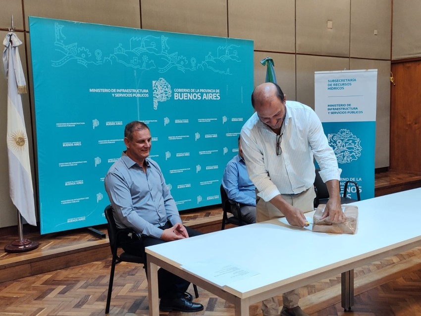 Santoro particip de la Licitacin Pblica para la construccin del nu