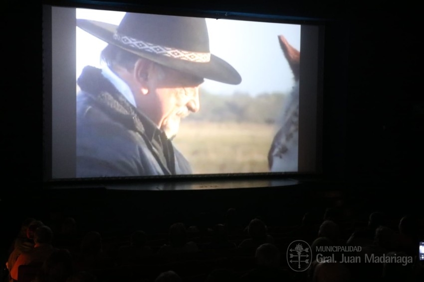 La Semana Argentino Luna finaliz con un tributo de Luis Monserrat