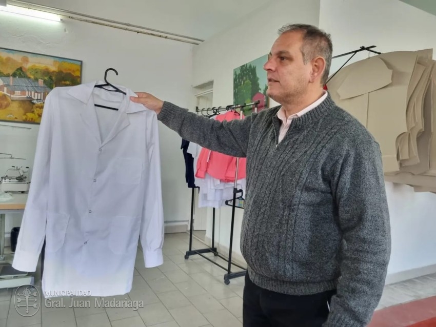 Confeccionan en el Taller Textil indumentaria para empleados municipal
