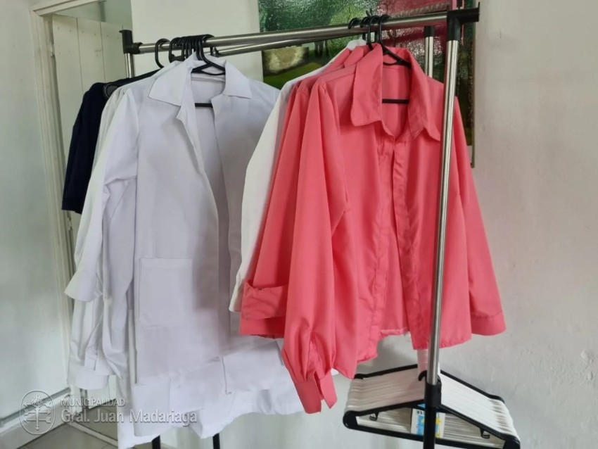 Confeccionan en el Taller Textil indumentaria para empleados municipal