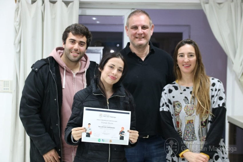 Otorgaron los certificados a los jvenes que culminaron el curso de ca