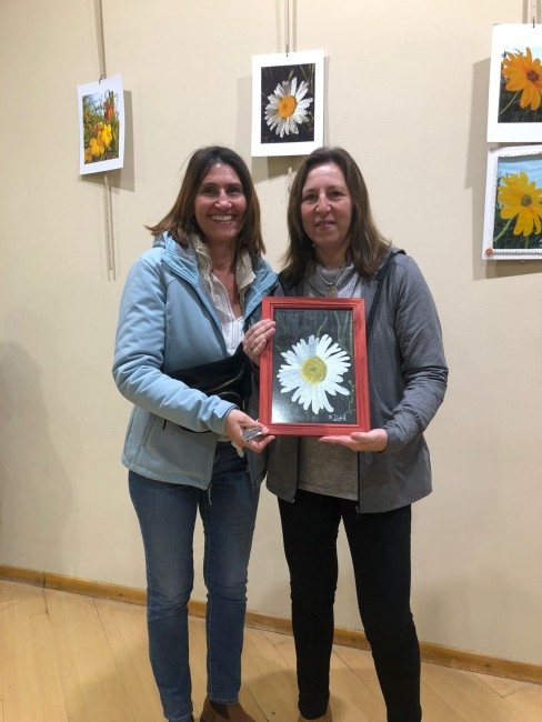 Con la donacin de los cuadros finaliz la muestra de Arte y Fotograf