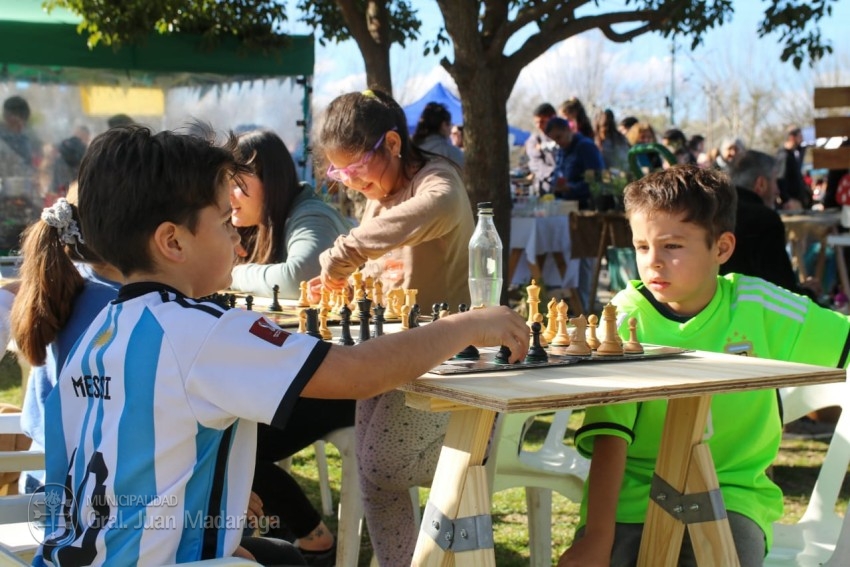 Madariaga vivi otro multitudinario y exitoso festejo en el Paseo del 