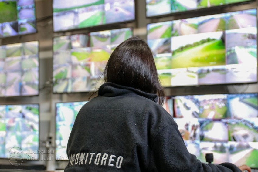 Santoro inaugur el nuevo Centro de Monitoreo Municipal