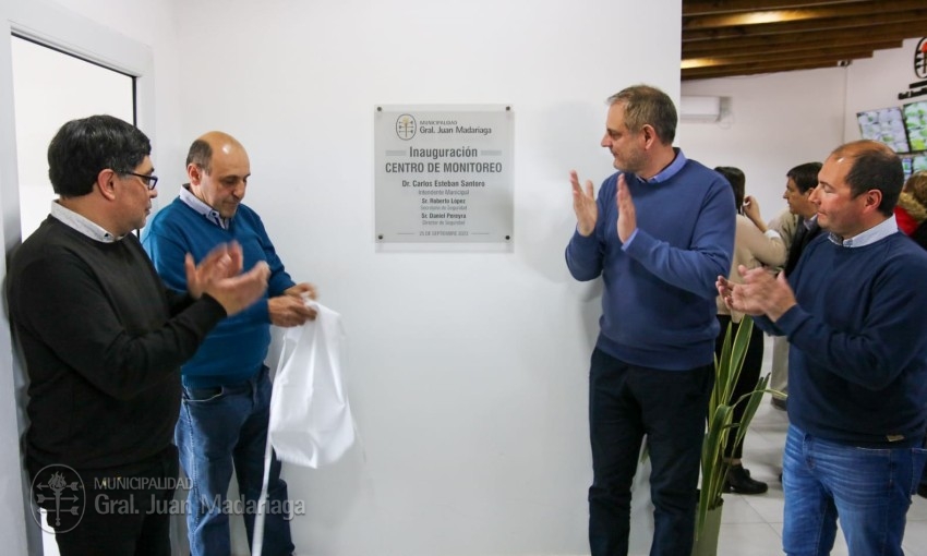 Santoro inaugur el nuevo Centro de Monitoreo Municipal