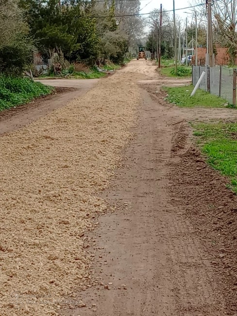 Mejoraron con polvo de piedra ms de 30 cuadras en las ltimas dos sem