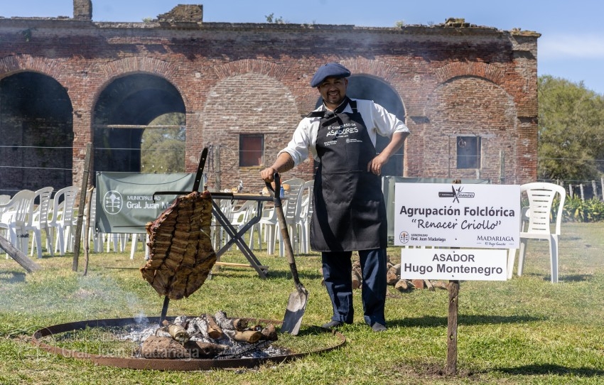 A pura tradicin, comida y entretenimiento