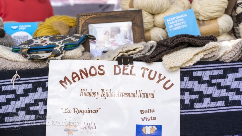 A pura tradicin, comida y entretenimiento