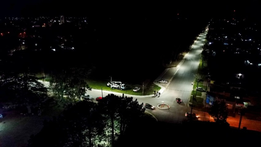 Encendieron las luces de la avenida Alem y Brasil