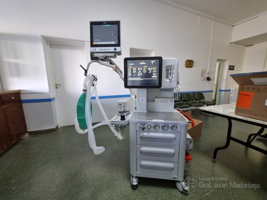 El Hospital sum una Mesa de Anestesia y un monitor multiparamtrico c
