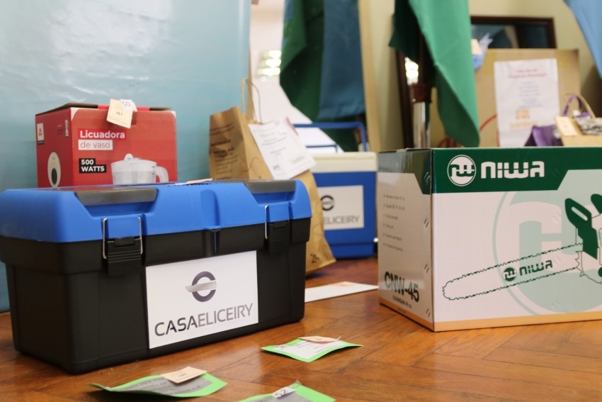 Se sortearon los premios entre empleados municipales