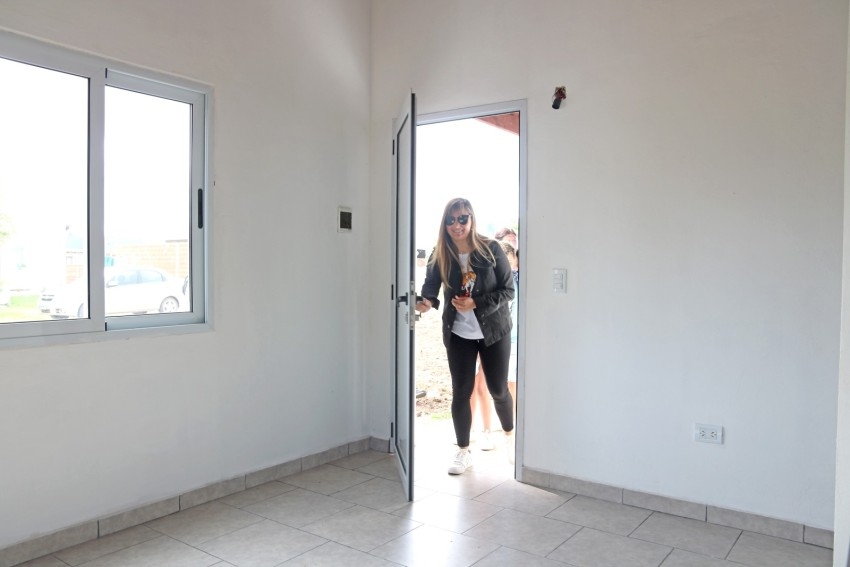 El municipio entreg las llaves de las  ltimas 13 viviendas del barri