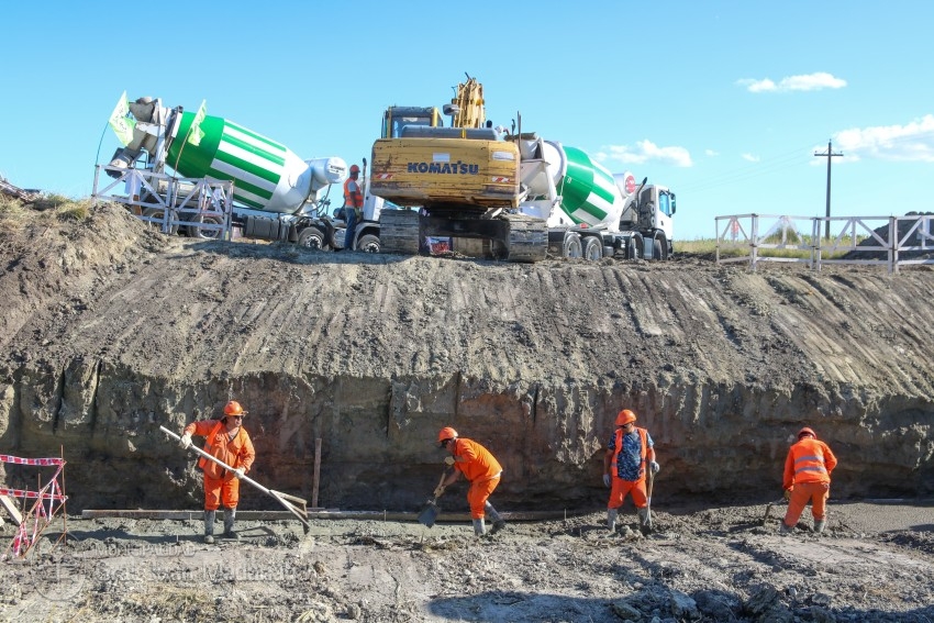 Santoro particip del inicio de obra de la autova Villa Gesell - Mar 