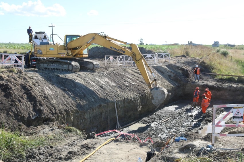 Santoro particip del inicio de obra de la autova Villa Gesell - Mar 