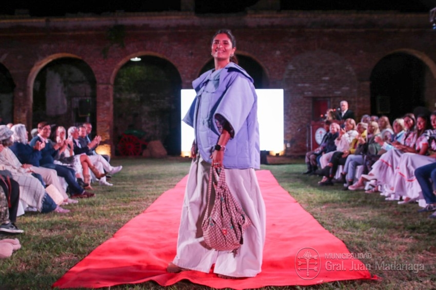 Madariaguenses y turistas disfrutaron de una hermosa velada en La Inve