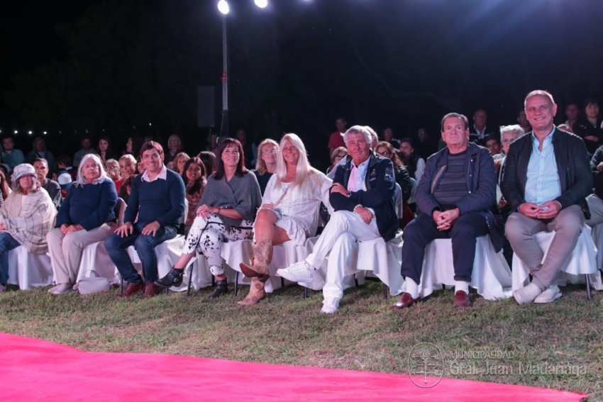 Madariaguenses y turistas disfrutaron de una hermosa velada en La Inve