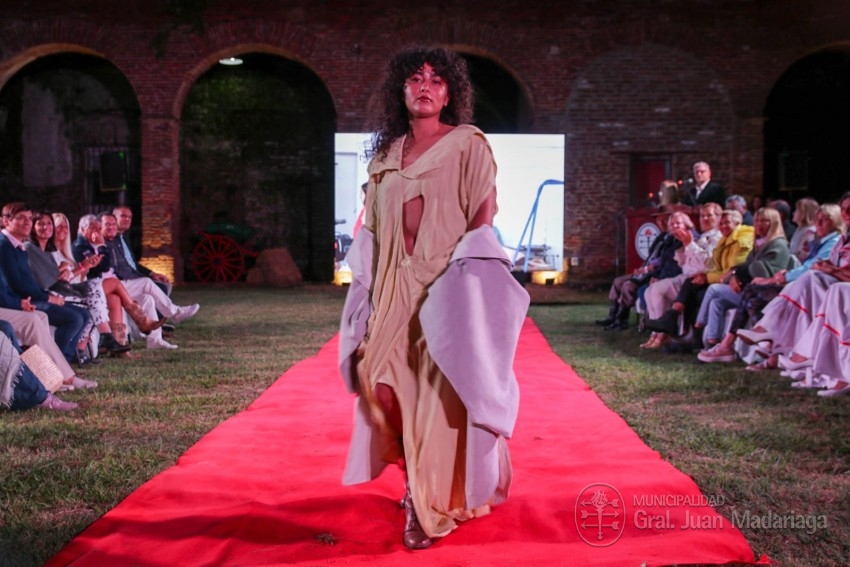 Madariaguenses y turistas disfrutaron de una hermosa velada en La Inve