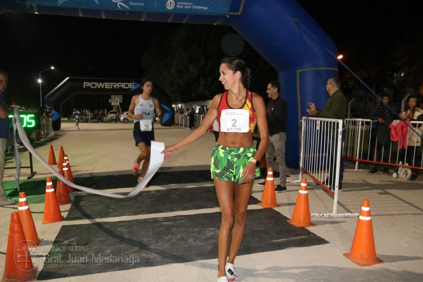 Las 5 Millas Nocturnas en fotos