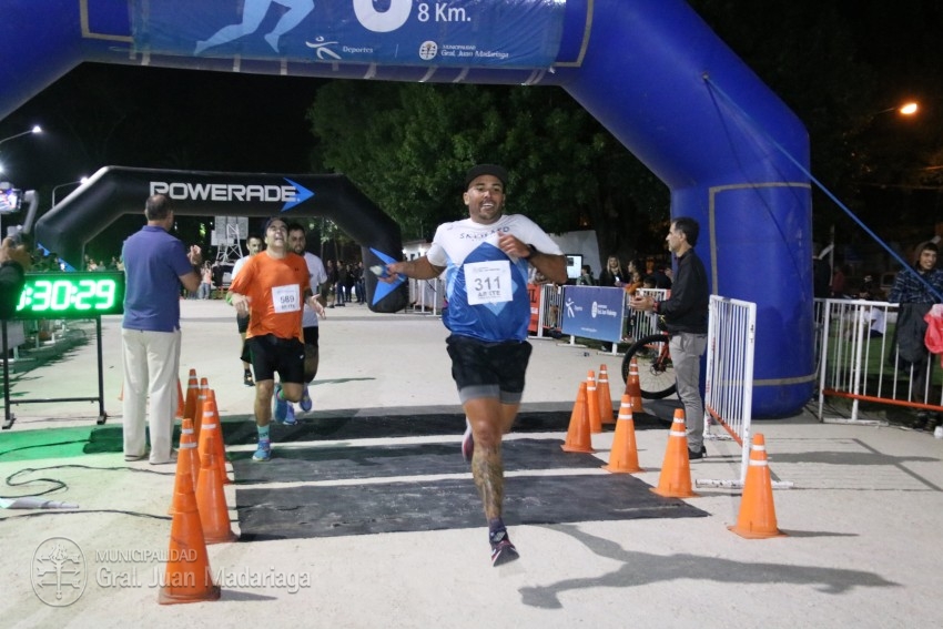 Las 5 Millas Nocturnas en fotos