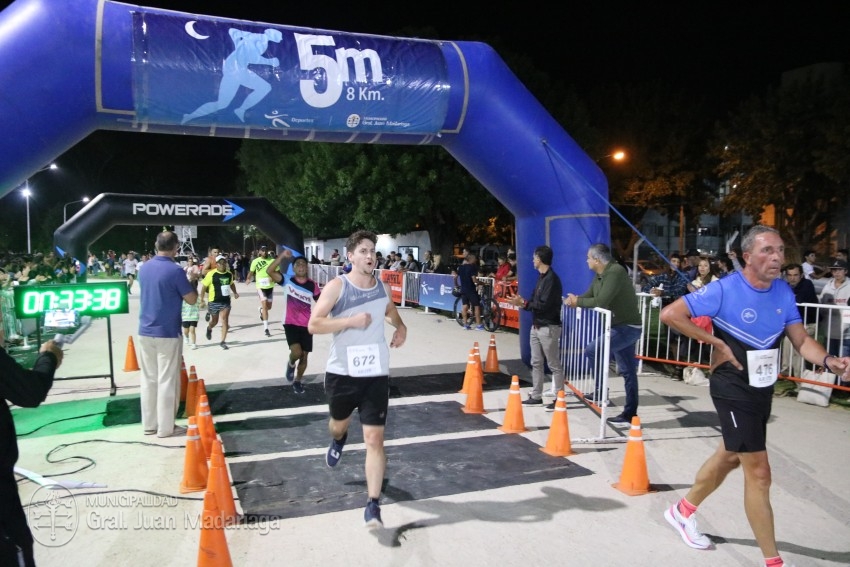 Las 5 Millas Nocturnas en fotos