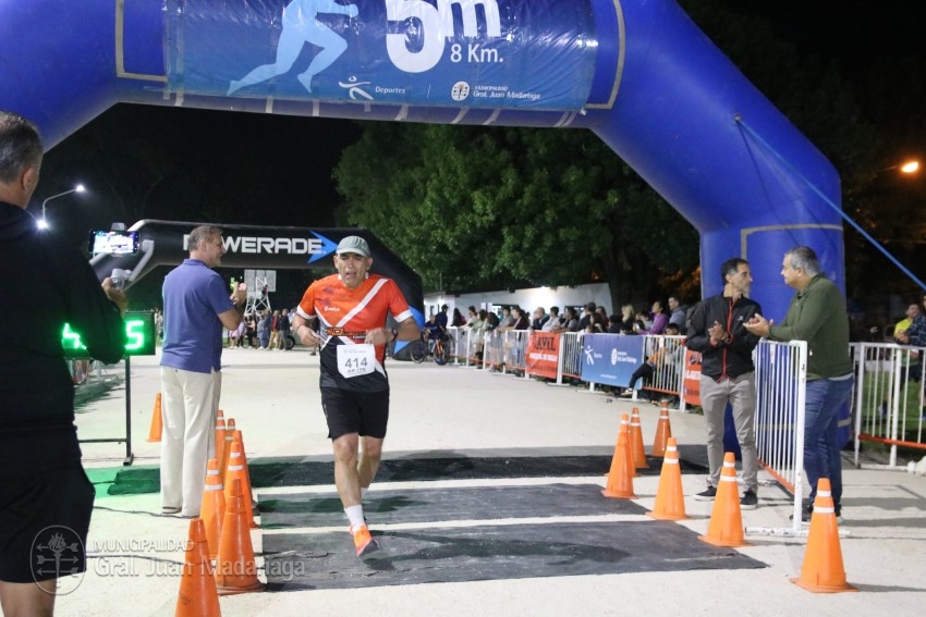 Las 5 Millas Nocturnas en fotos