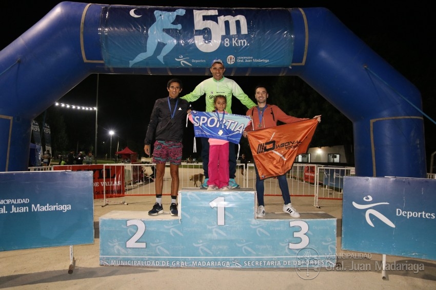 Las 5 Millas Nocturnas en fotos