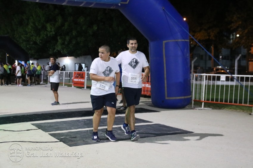 Las 5 Millas Nocturnas en fotos