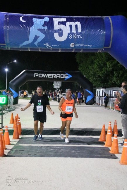 Las 5 Millas Nocturnas en fotos