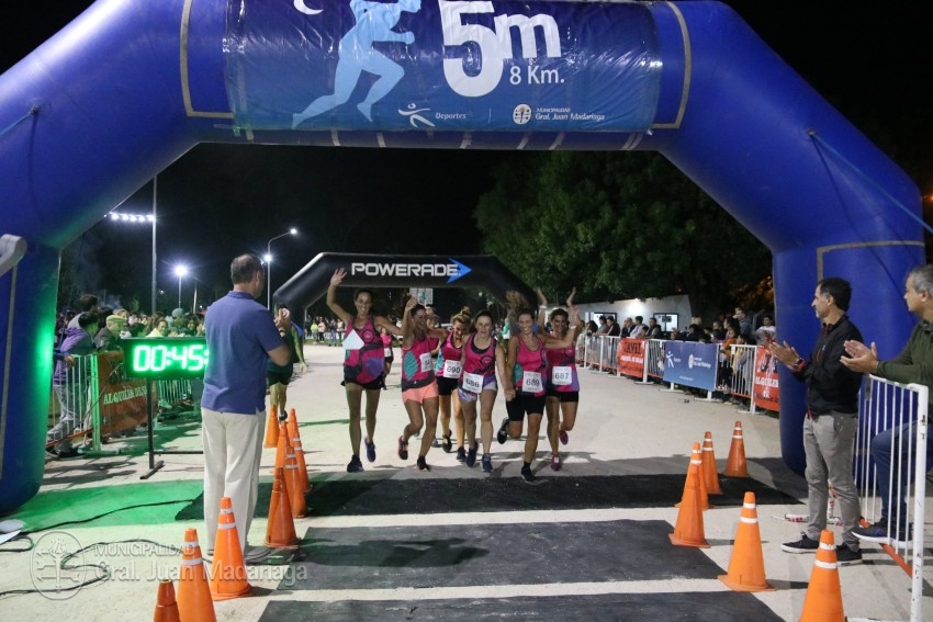 Las 5 Millas Nocturnas en fotos