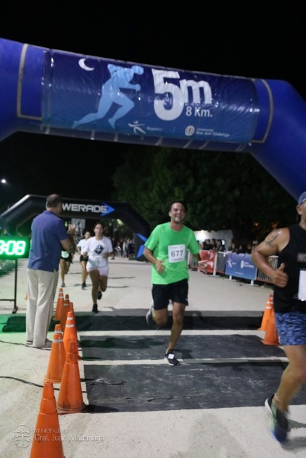 Las 5 Millas Nocturnas en fotos