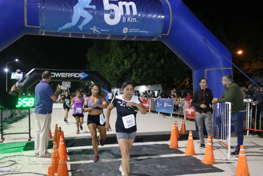 Las 5 Millas Nocturnas en fotos