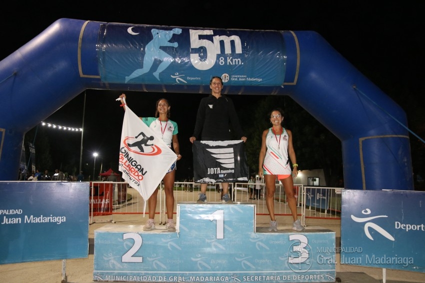 Las 5 Millas Nocturnas en fotos