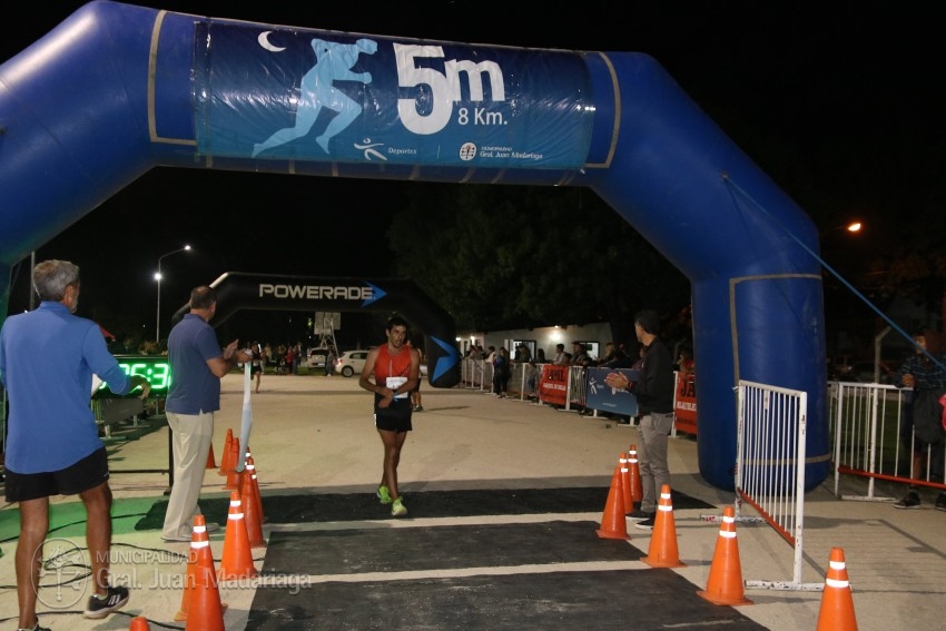 Las 5 Millas Nocturnas en fotos