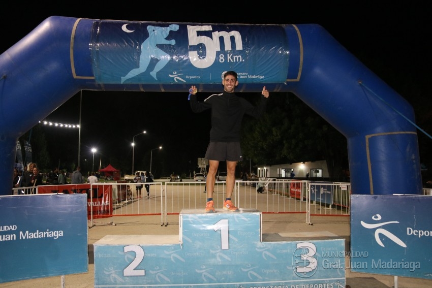 Las 5 Millas Nocturnas en fotos