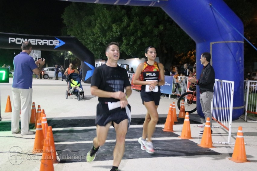 Las 5 Millas Nocturnas en fotos