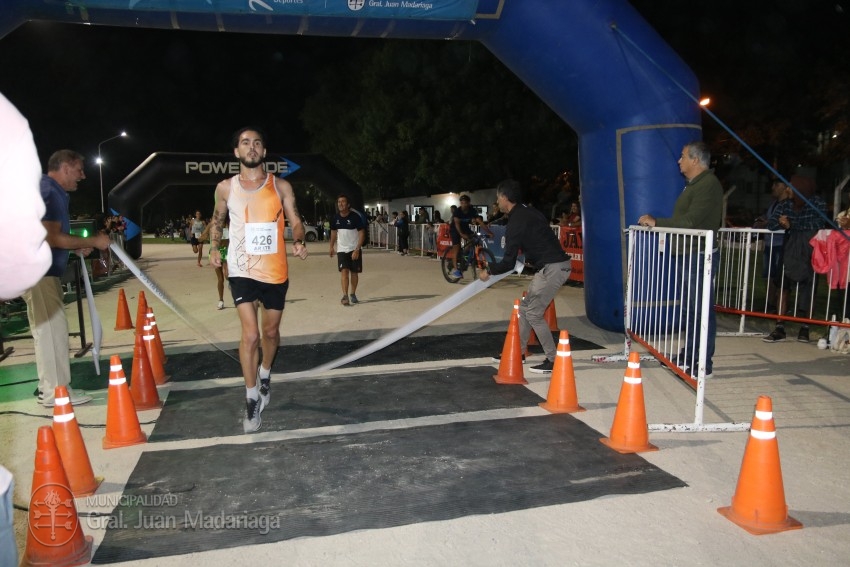 Las 5 Millas Nocturnas en fotos