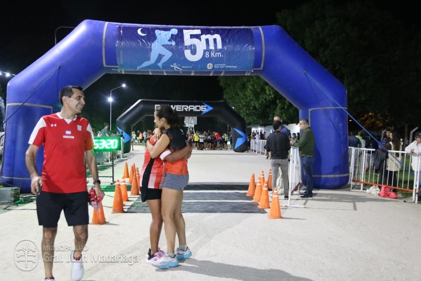 Las 5 Millas Nocturnas en fotos