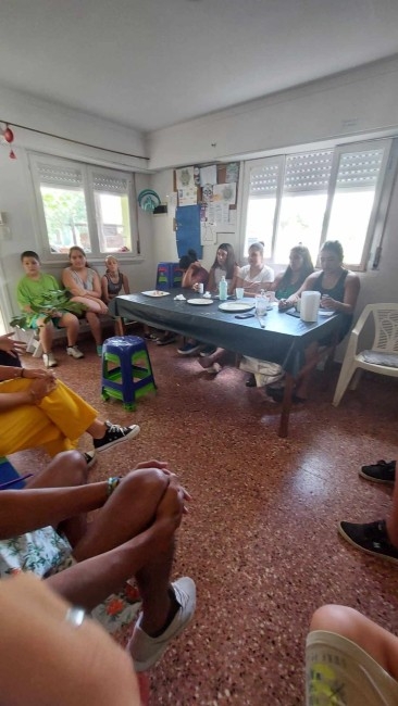 Los jvenes del Programa Envin plantaron rboles y aprendieron sobre 