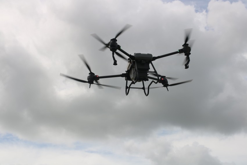 Se realiz la charla y demostracin del uso de drones destinados al ag