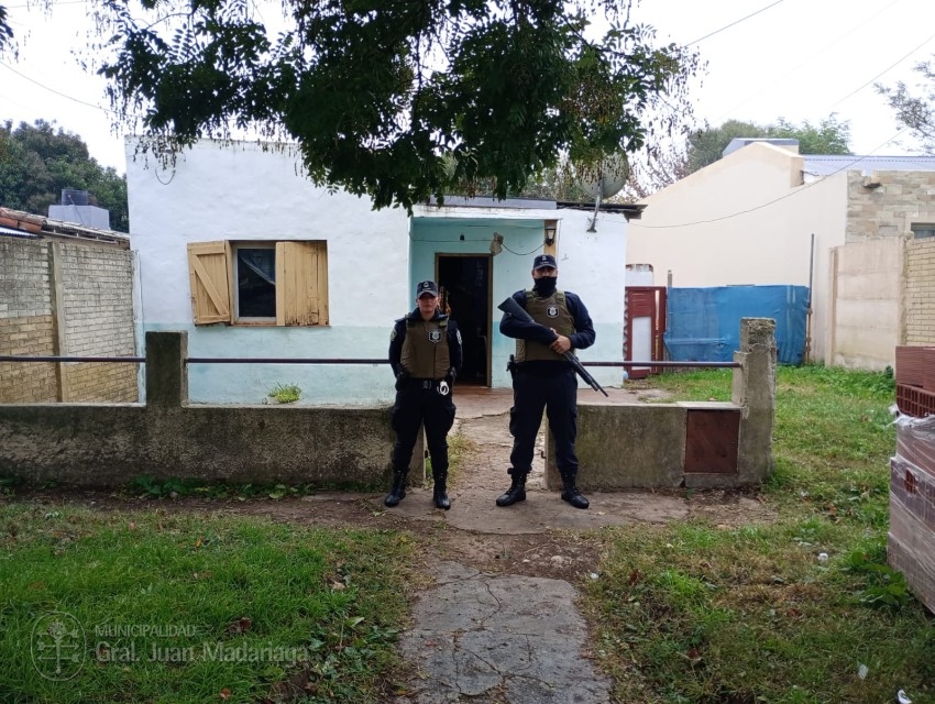 Hurtó en un comercio y fue registrado por las cámaras pero luego de se